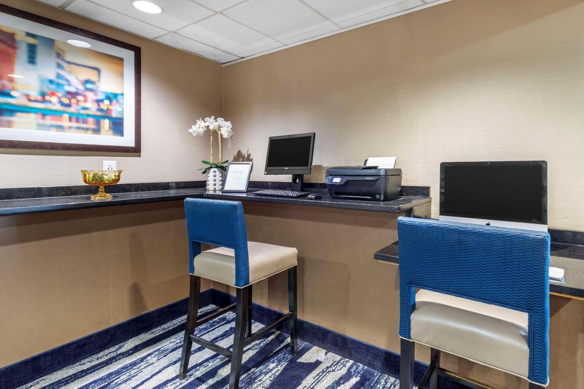 Comfort Inn & Suites Aberdeen Eksteriør billede